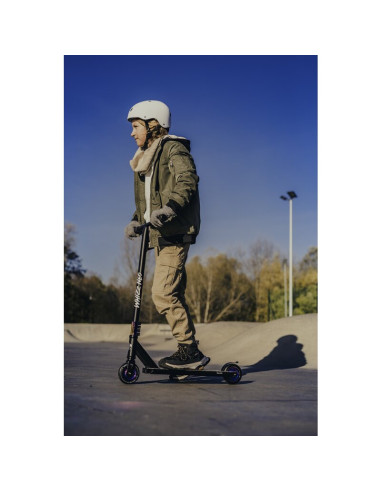 BN-LO-WHIZZ-NEO_BLACK_CARBON,Lionelo - Trotineta Whizz, Pentru Acrobatii, Rulmenti ABEC-9, Sistemul de compresie IHC 9, 20 - 100