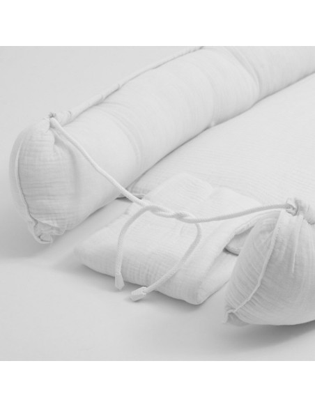 BN-52099,Cosulet bebelus pentru dormit, Baby Nest 80 x 50 cm, Din muselina, Din materiale certificate Oeko Tex Standard 100, New