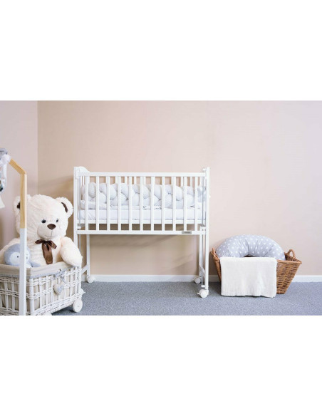 BN-51057,Patut din lemn certificat FSC cu laterala culisanta, Cu roti, 90x40 cm, Mateo, Conform cu standardele de siguranta EN 7