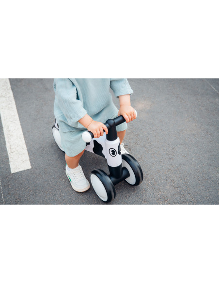 BN-LOE-SAMMY_PINK_ROSE,Lionelo - Bicicleta fara pedale, Sammy, Cu 4 roti, Din spuma EVA, Stabila, Manere moi, antiderapante, 12-