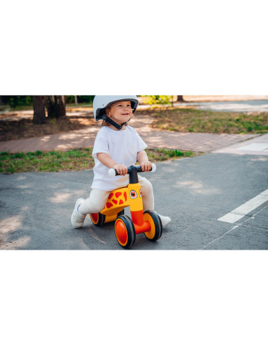 BN-LOE-SAMMY_WHITE,Lionelo - Bicicleta fara pedale, Sammy, Cu 4 roti, Din spuma EVA, Stabila, Manere moi, antiderapante, 12- 36 