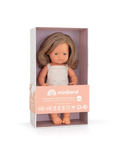 ML31287,Papusa 38 cm, fetita europeana cu par blond inchis, imbracata in salopeta tricotata 2