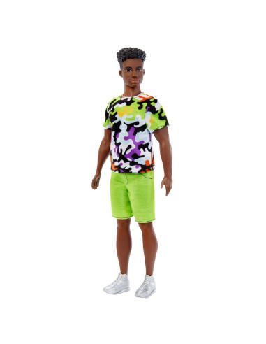 MTDWK44_HBV23,Papusa Baiat Fashionistas Cu Tinuta Verde