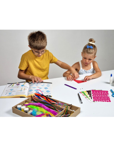 BKFK003,Cutia cu activitati DIY