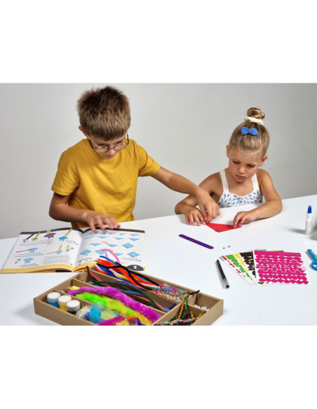 BKFK003,Cutia cu activitati DIY