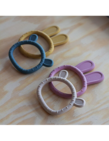 BN-723820,Petite&Mars - Inel pentru dentitie, Iepuras, Moale, Efect calmant al gingiilor, Silicon, Fara BPA, 0 luni+, Roz