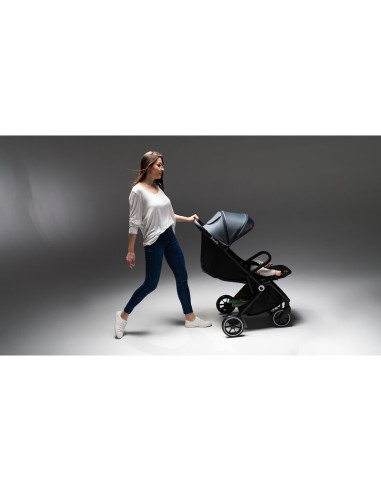 BN-LO-CLOE_BEIGE_SAND,Lionelo - Carucior sport Cloe, De la nastere, Cu accesorii, Cadru din aluminiu, 0-22 kg, Usor, Pliabil cu 