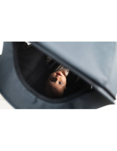 BN-LO-CLOE_BEIGE_SAND,Lionelo - Carucior sport Cloe, De la nastere, Cu accesorii, Cadru din aluminiu, 0-22 kg, Usor, Pliabil cu 