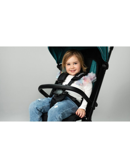 BN-LO-CLOE_BEIGE_SAND,Lionelo - Carucior sport Cloe, De la nastere, Cu accesorii, Cadru din aluminiu, 0-22 kg, Usor, Pliabil cu 