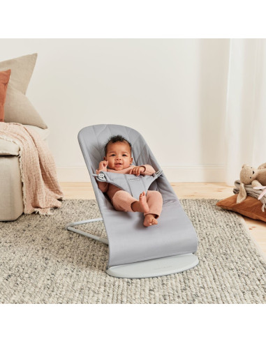 BS-006224A,BabyBjorn - Balansoar Bliss Light Grey din tesatura matlasata cu aspect delicat de petala