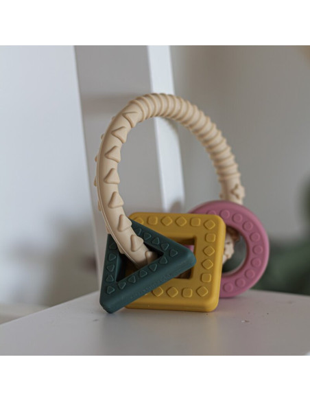 BN-724818,Petite&Mars - Inel pentru dentitie, Include 3 forme geometrice, Moale, Cu diverse texturi, Silicon, Fara BPA, 0 luni+,