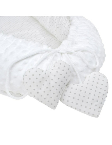 BN-37140,Set 3 piese Luxury, Baby Nest cu doua fete, Cu paturica si pernuta in forma de inima, New Baby, Minky Heart White