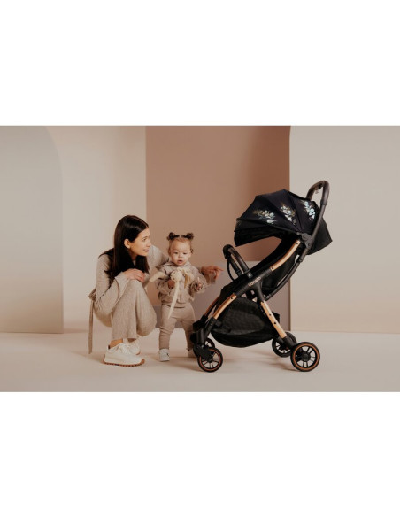 BN-LO-JULIE_ONE_GOLDEN_MOMENTS,Carucior sport, Lionelo, Julie One, Editie limitata Golden Moments, De la nastere, Greutate redus