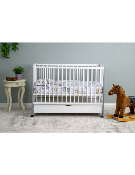 BN-QMMAY12CM02AL,Patut din lemn bebe, 120x60 cm, Cu sertar cu capac, Din lemn de pin si mdf, Stabil si rezistent, Inaltime salte