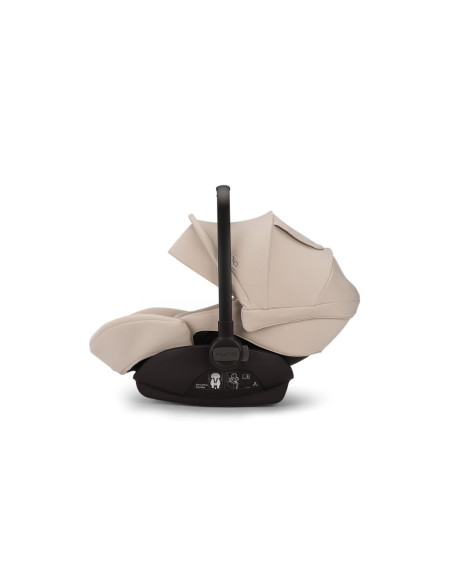 BB-CS11306BISGLSET,Nuna - Set scoica auto i-size ARRA Next Biscotti + Baza isofix BASE next i-Size pentru ARRA next, testata ADA