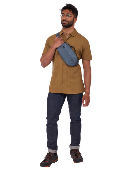 BORSETA THULE Aion, tip sling, Dark Slate, "TASB102 Dark Slate" "3205019"