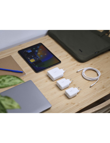 TRUST MAXO 65W USB-C CHARGER WHT "25139" (timbru verde 0.80 lei)