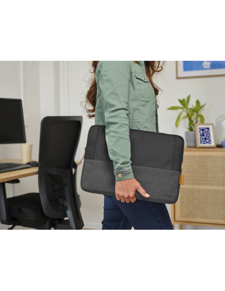 TRUST LISBOA 16" LAPTOP SLEEVE BLACK "25248"