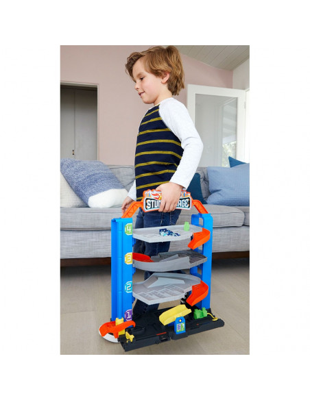 Jucarie Hot Wheels by Mattel City Garajul cu cascadorii cu 1
