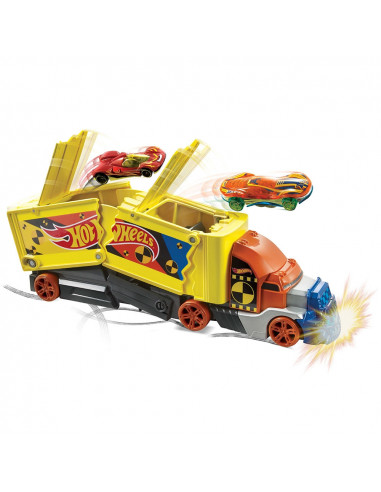 Set Hot Wheels by Mattel Camion coliziune cu 1 masinuta,MT-GCK39