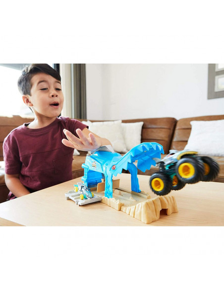 Pista de masini Hot Wheels by Mattel Monster Truck Pit and