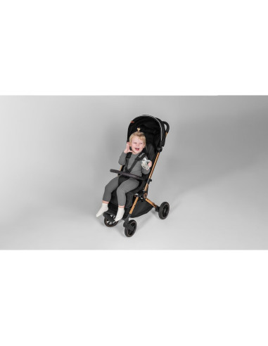 BN-LO-CLOE_BLACK_ONYX,Carucior sport, Lionelo, Cloe, Cu accesorii, Cadru din aluminiu, Pana la 22 kg, Usor, Pliere compacta pent BN-LO-CLOE_BLACK_ONYX,Carucior sport, Lionelo, Cloe, Cu accesorii, Cadru din aluminiu, Pana la 22 kg, Usor, Pliere compacta pent