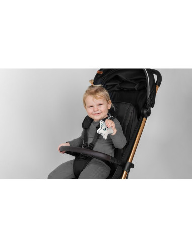 BN-LO-CLOE_BLACK_ONYX,Carucior sport, Lionelo, Cloe, Cu accesorii, Cadru din aluminiu, Pana la 22 kg, Usor, Pliere compacta pent BN-LO-CLOE_BLACK_ONYX,Carucior sport, Lionelo, Cloe, Cu accesorii, Cadru din aluminiu, Pana la 22 kg, Usor, Pliere compacta pent
