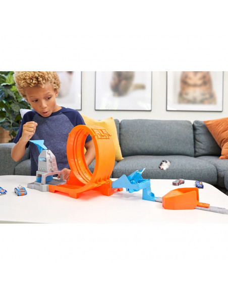 Pista de masini Hot Wheels by Mattel Loop Stunt Champion cu
